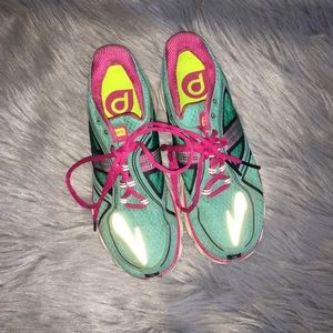 Brooks running shoes size 8